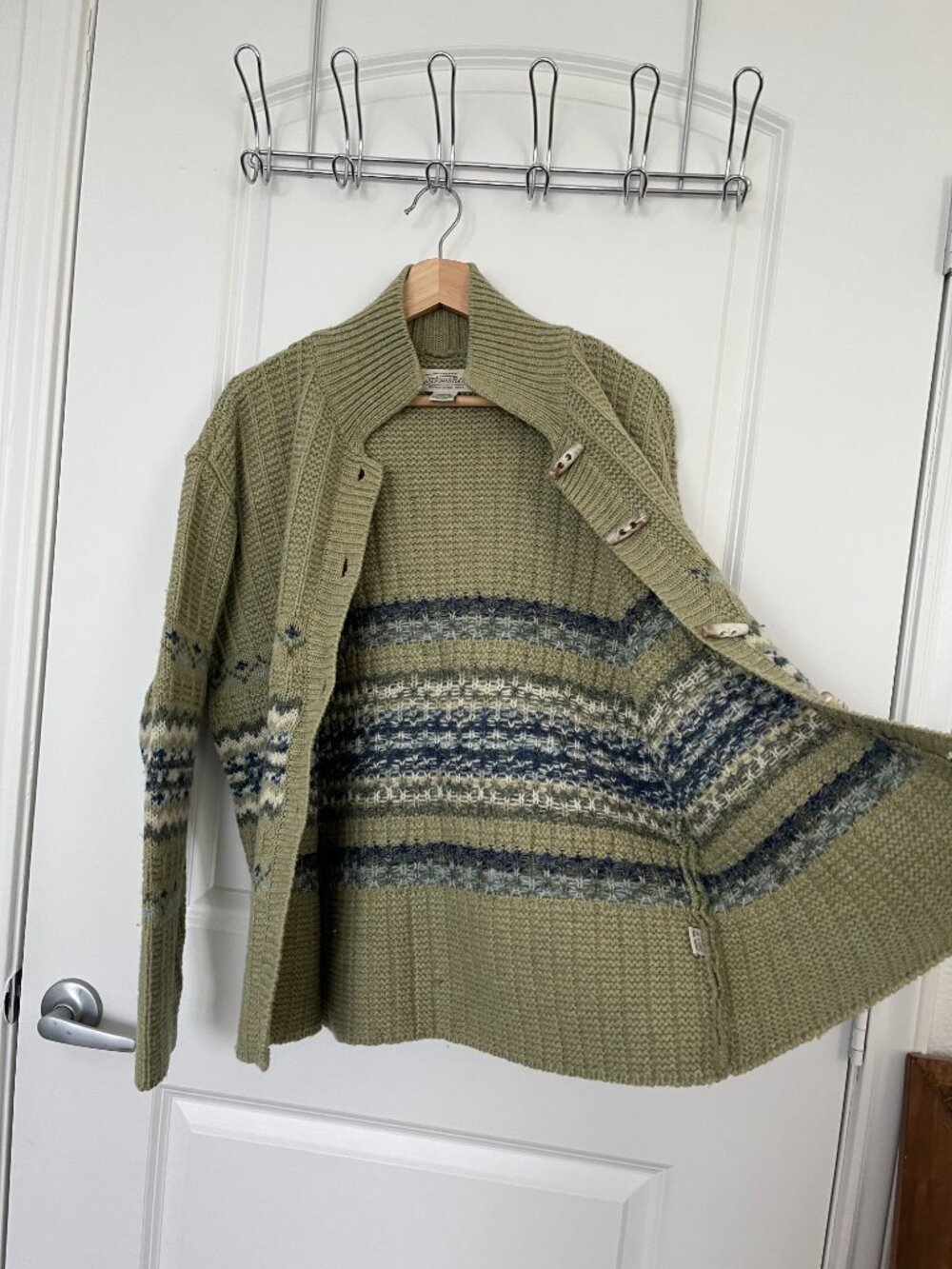 Women's Vintage Fisherman Sweater, Olive Green, Size Large, 100% Wool - Picture 5 of 14